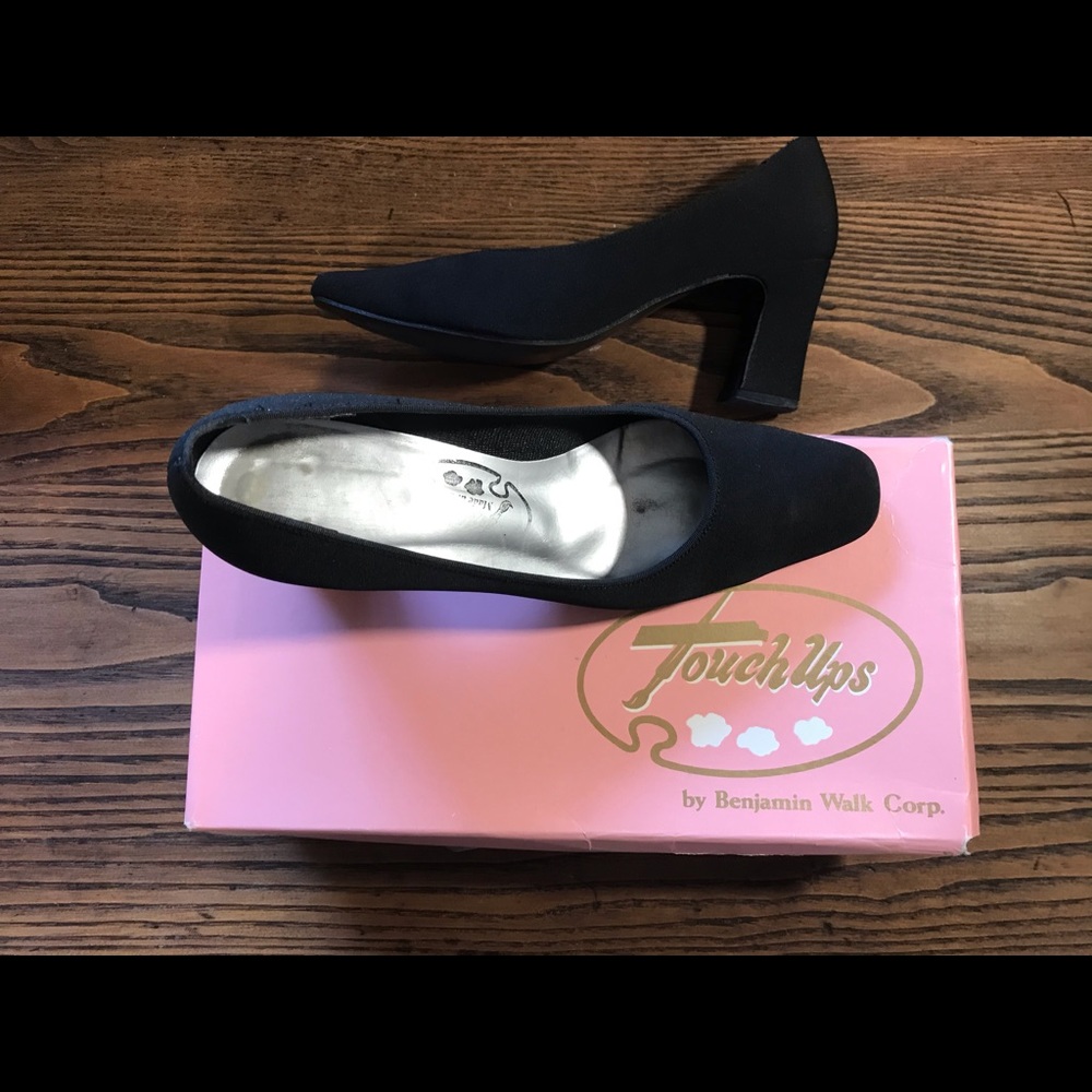 Shoes - Picture 2 of 2